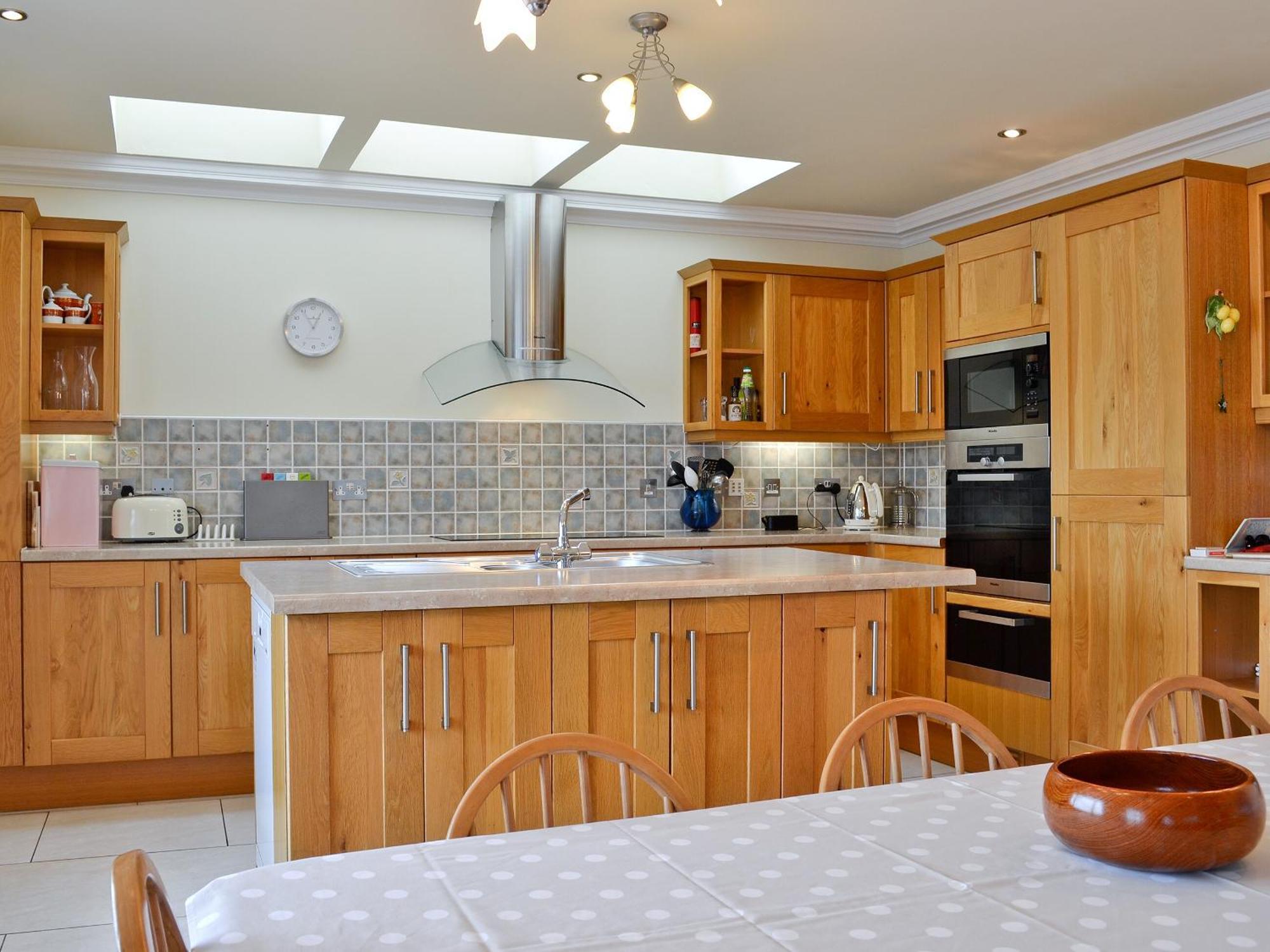 Waterside Villa Tighnabruaich Eksteriør billede